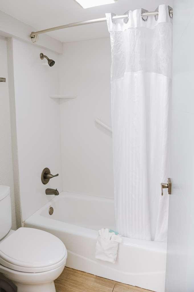 Regency Inn & Suites - Saint Augustine St. Augustine Beach Room photo